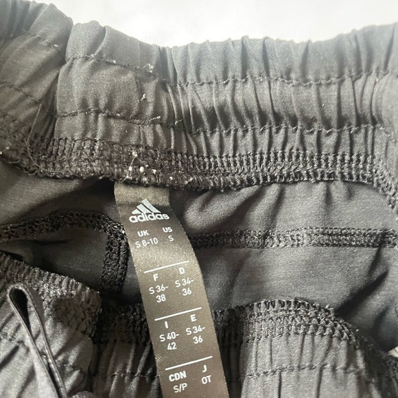 adidas women’s aeroready shorts - Picture 2 of 3